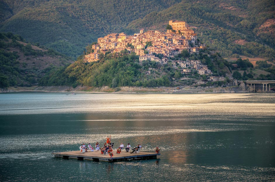 Castel di Tora